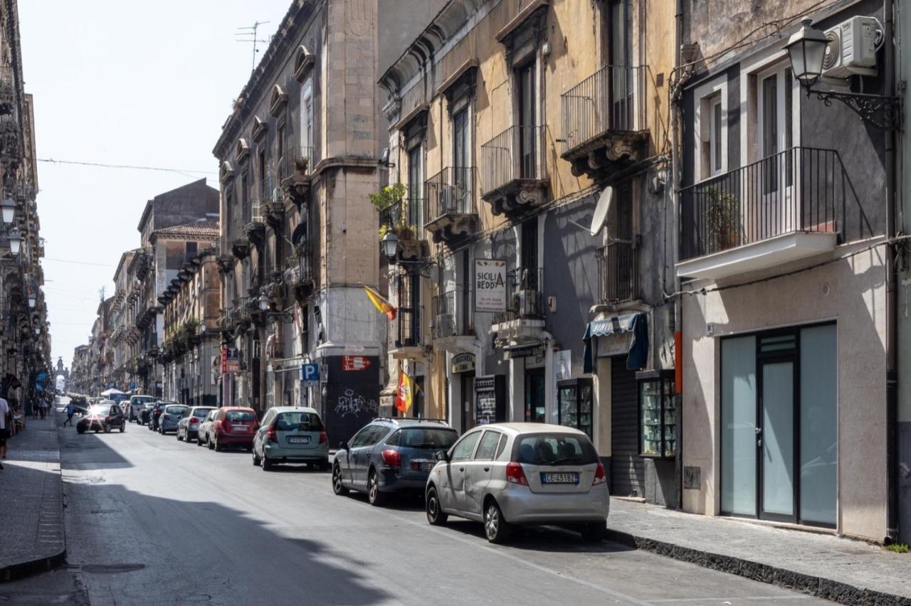 Garibaldi 94- Intera Casa A 2 Passi Dal Duomo Villa CTA Exteriör bild