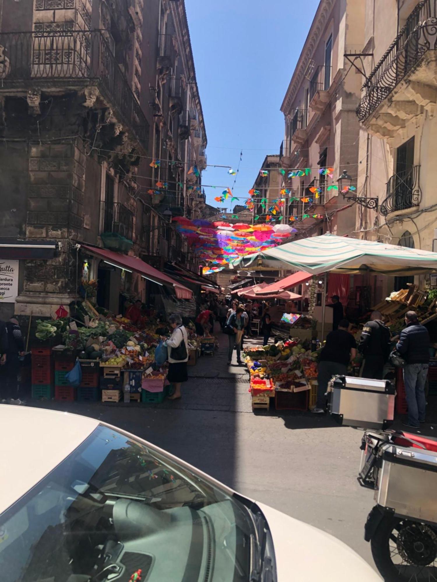 Garibaldi 94- Intera Casa A 2 Passi Dal Duomo Villa CTA Exteriör bild